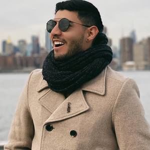 Meet your Posher, Adrian